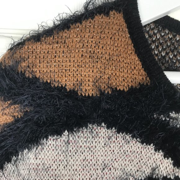 Vertigo Women's Burnt Orange Striped Cape Fringed - Picture 4 of 11